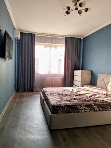 Незалежності вул., 14