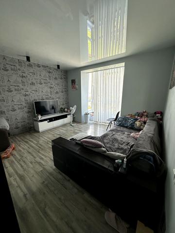 Богдана Хмельницького вул., 33а