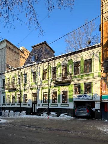 Олександра Кониського вул., 32А