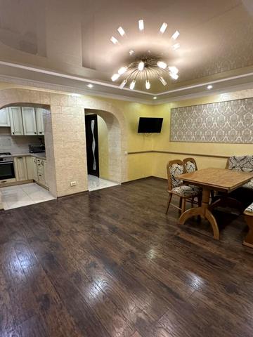 Миколи Лисенка вул., 15