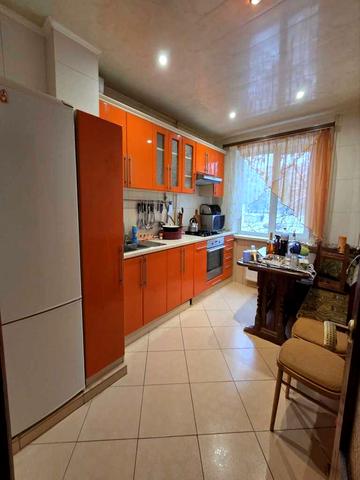 Юрія Побєдоносцева бульв., 7