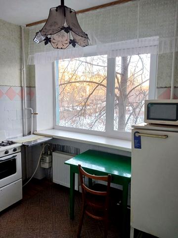 Юрія Краснокутського вул., 1