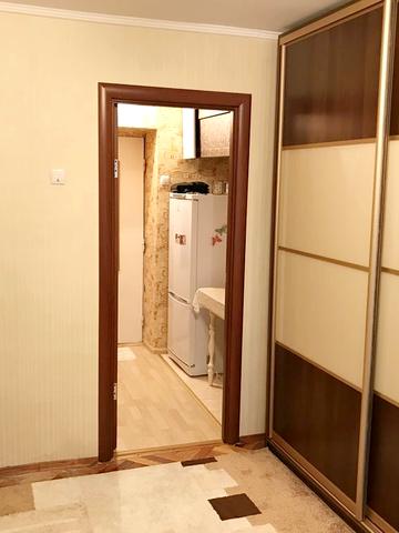 Академіка Навашина вул., 13