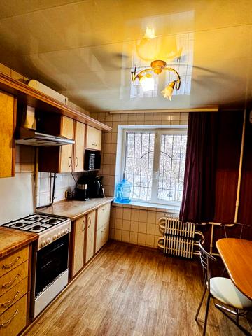 Миру просп., 6