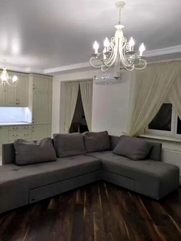 Івана Сльоти вул., 50а-в