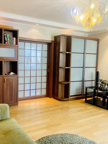 Ірпінська вул., 69-А Stenfood