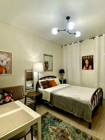 Різовська вул., 8