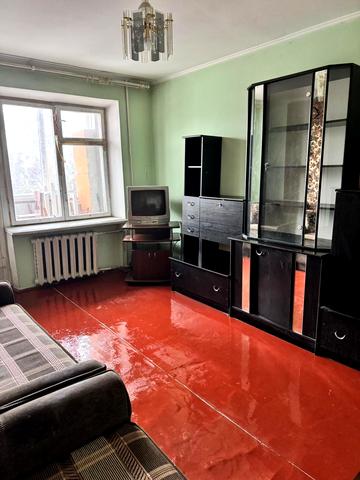 Євгена Коновальця вул., 144а