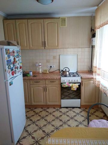 Зернова вул., 6