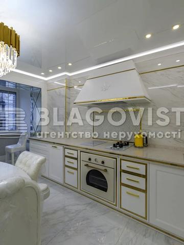 Нижній Вал вул., 41