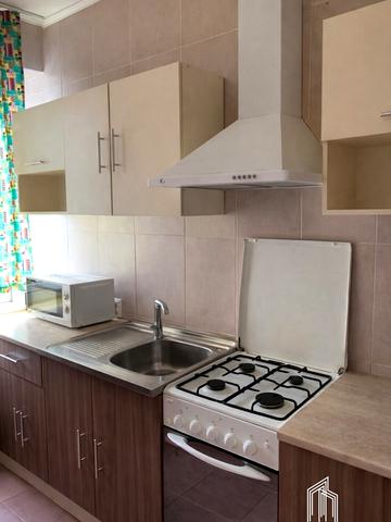 Лесі Українки бульв., 24