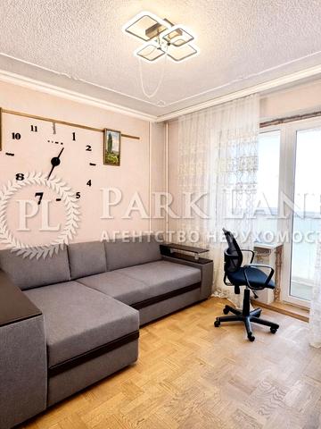 Ревуцького вул., 44-Б