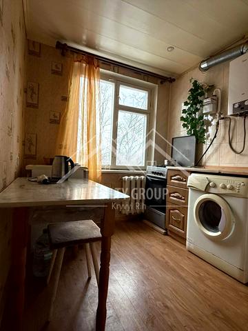 Степана Тільги вул. (Революційна), 34б