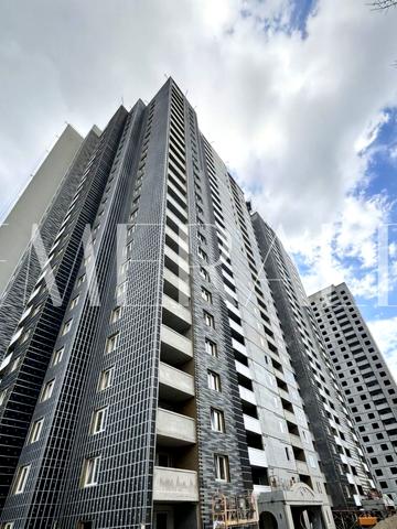 Героїв Енергетиків вул., (Будинок 1)