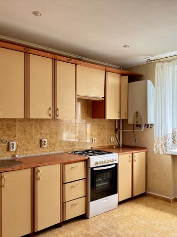 Родіона Скалецького вул., 32а