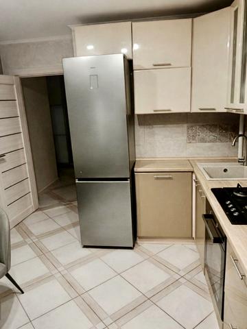 Івана Величковського вул., 70в