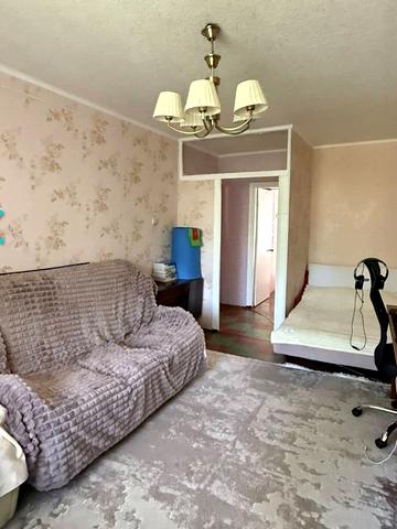 Богдана Хмельницького вул., 22