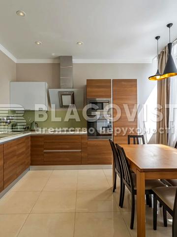 Євгена Коновальця вул. (Щорса), 44-А