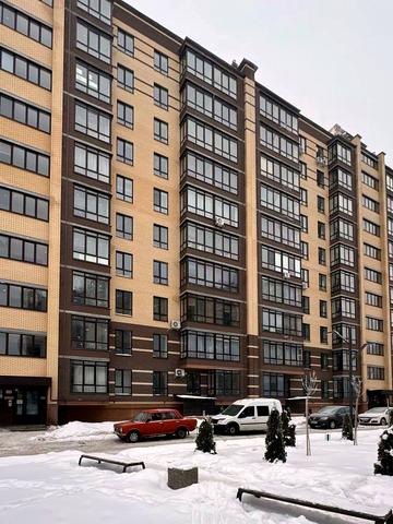 Любецька вул., 114