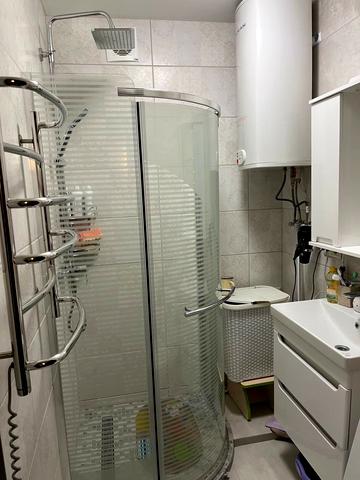 Героїв Крут вул. (Валентини Терешкової), 28а