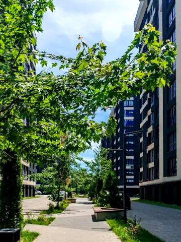 Хіміків вул., к 19, 20