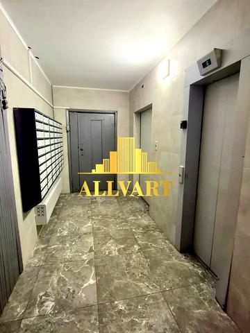 Каштанова вул., 4