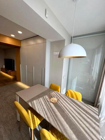 Набережна Перемоги вул., 62