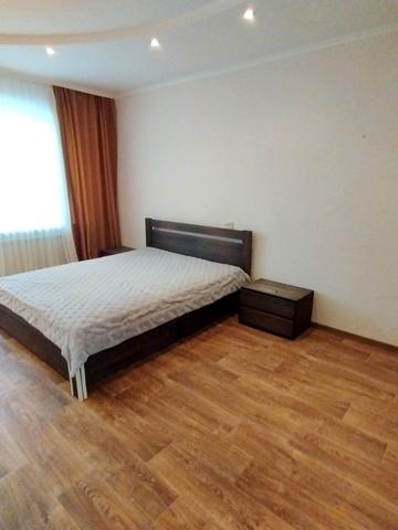 Євпаторійська вул., 106