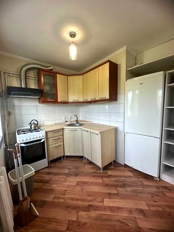 Дністерська вул., 17