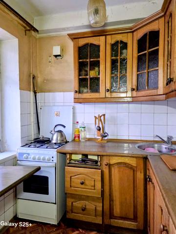 Вишгородська вул., 38