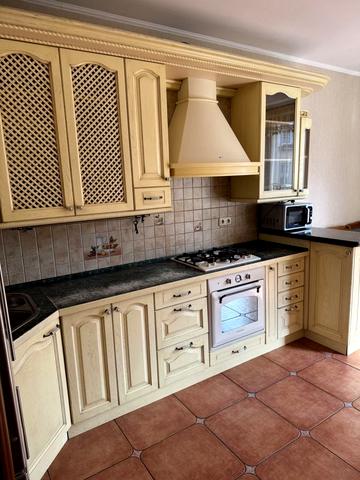 Миколи Лукаша вул., 3