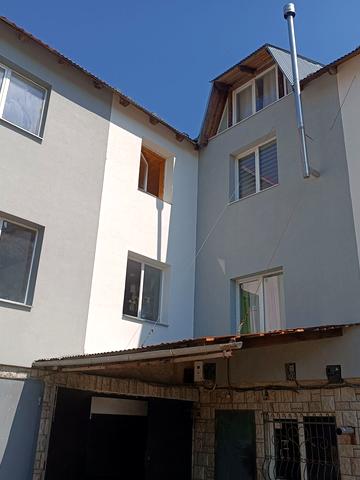 Данилишиних вул., 54