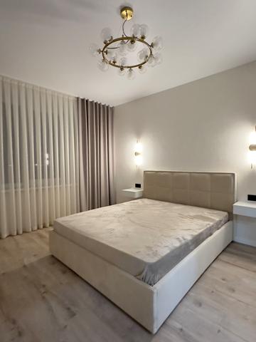 Старокостянтинівське шосе, 20/8