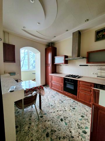 Дмитра Яворницького просп. (Карла Маркса), 55