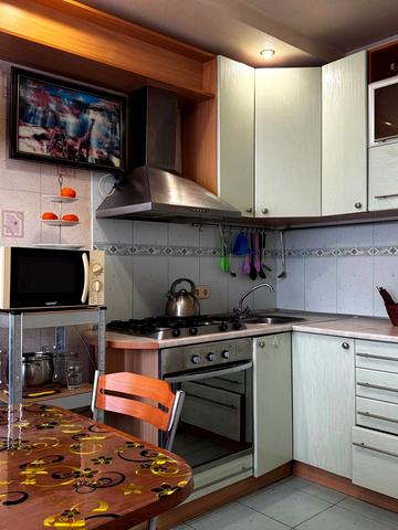 Енеїди вул. (Бажова), 26