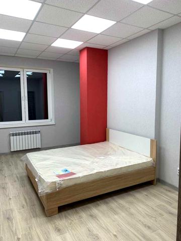 Академіка Глушкова просп., 9-Д