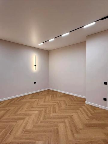 Гетьмана Мазепи вул., (Будинок 1)