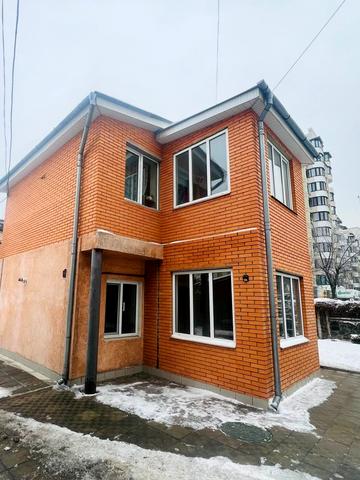 Лесі Українки, 1