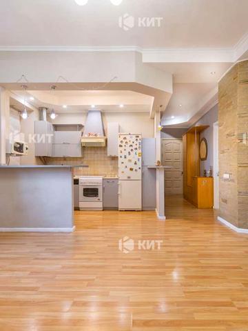 Культури вул., 10