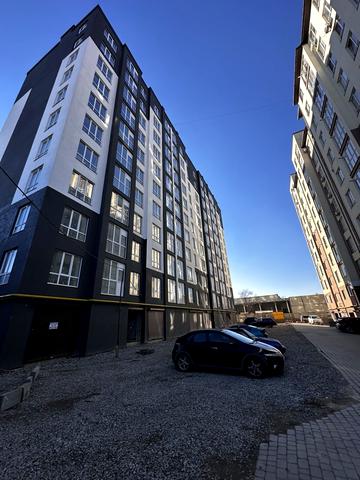 Чорновола вул., (Будинок 2)