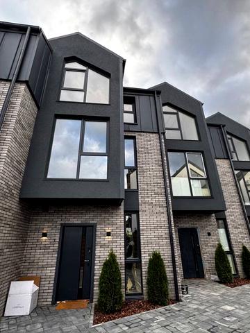 Райдужна вул.