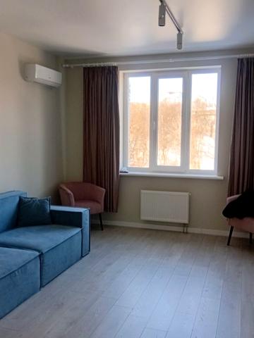 Ботанічна вул., 2