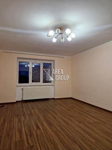 Розвадовського вул., 9