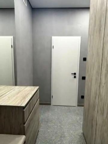 Соборна пл. (Жовтнева), 14