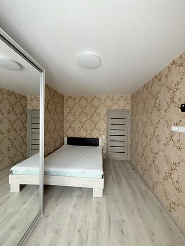 Амосова вул., 55