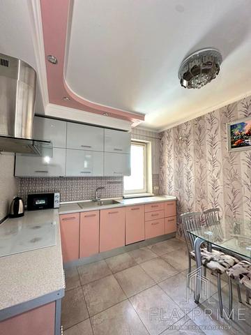 Юрія Кондратюка вул., 7