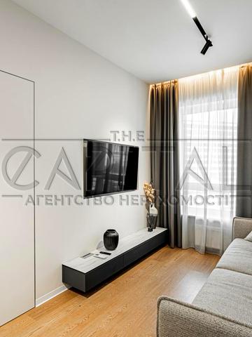 Голосіївський просп. (40-річчя Жовтня), 76