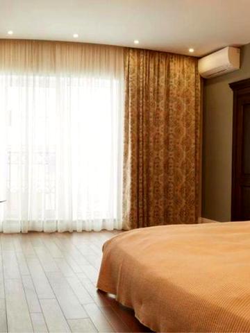 Порічкова вул., 5