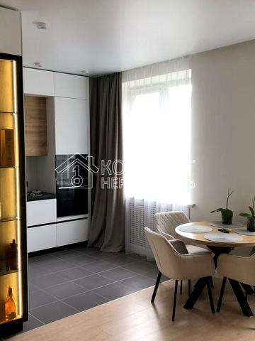 Олександрівський просп. (Косіора), 122а