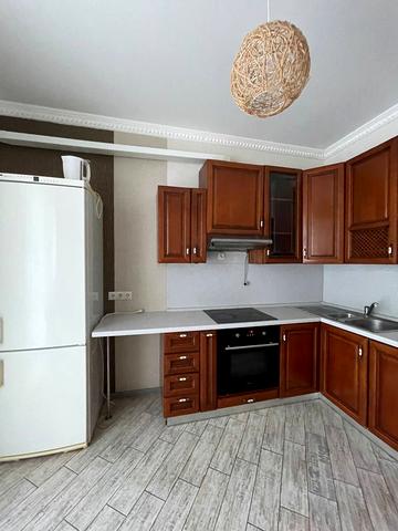 Творча вул., 4